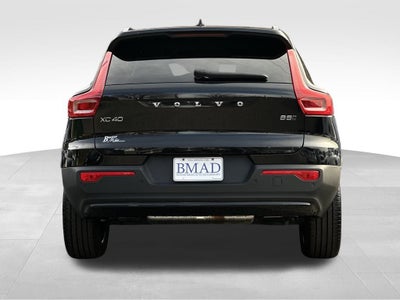 2024 Volvo XC40 B5 Core