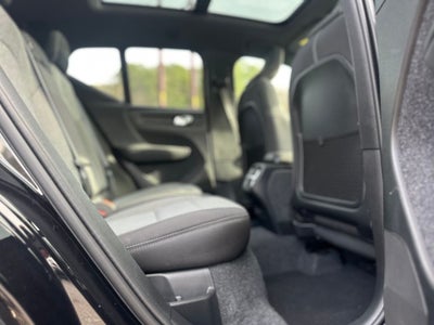 2024 Volvo XC40 B5 Core