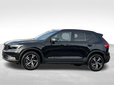 2024 Volvo XC40 B5 Core