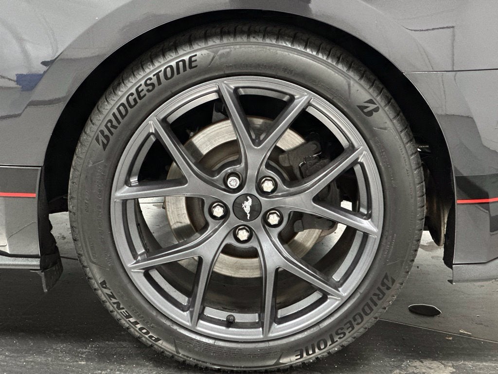 2022 Ford Mustang Mach 1