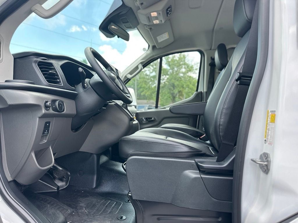 2026 Ford Transit-350 XL