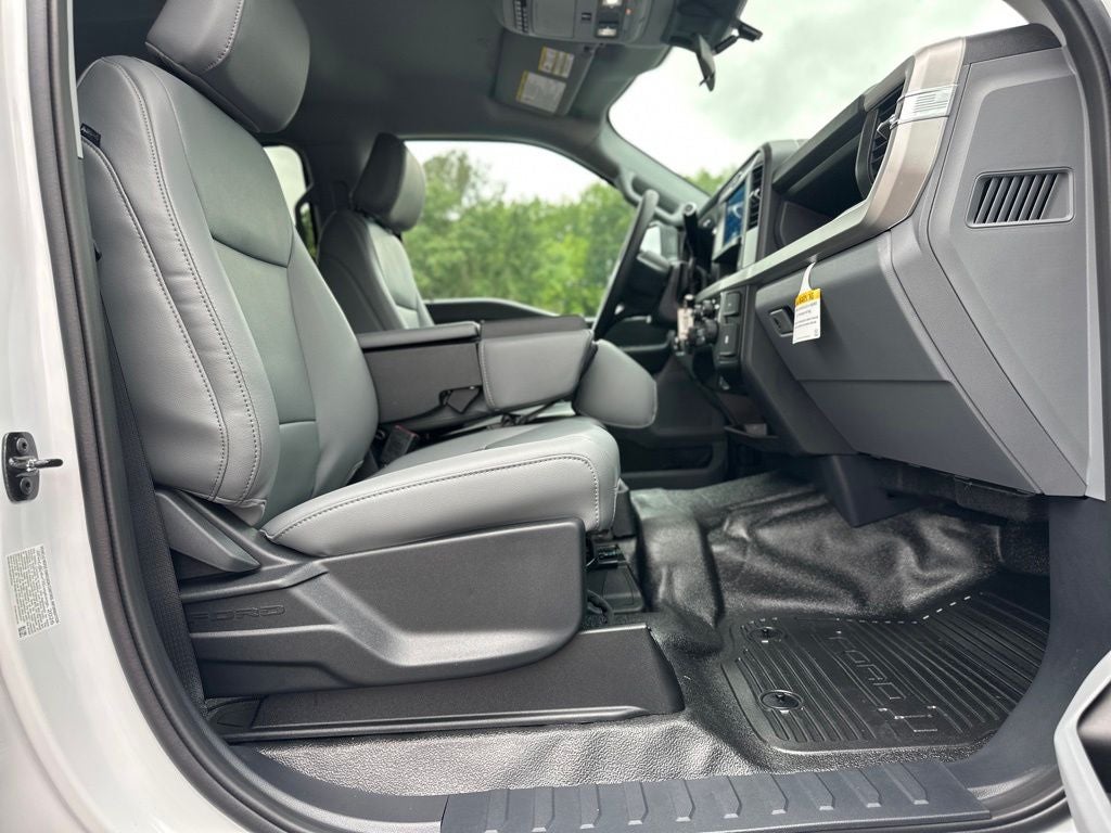 2026 Ford F-450SD XL DRW