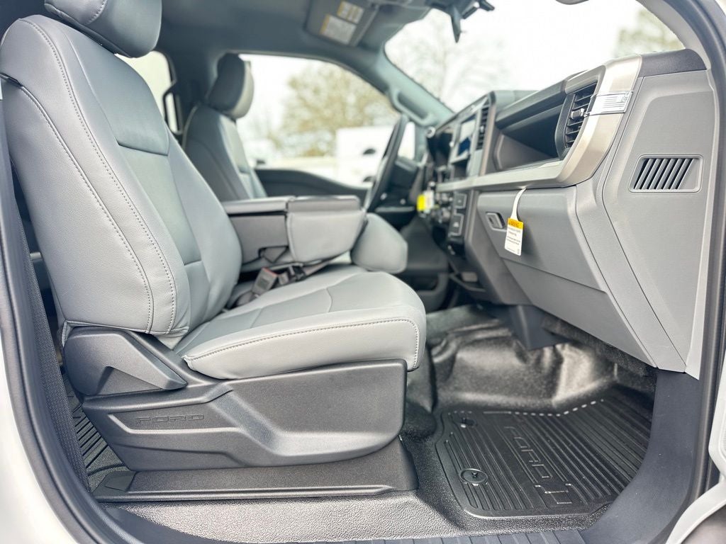 2026 Ford F-450SD XL DRW