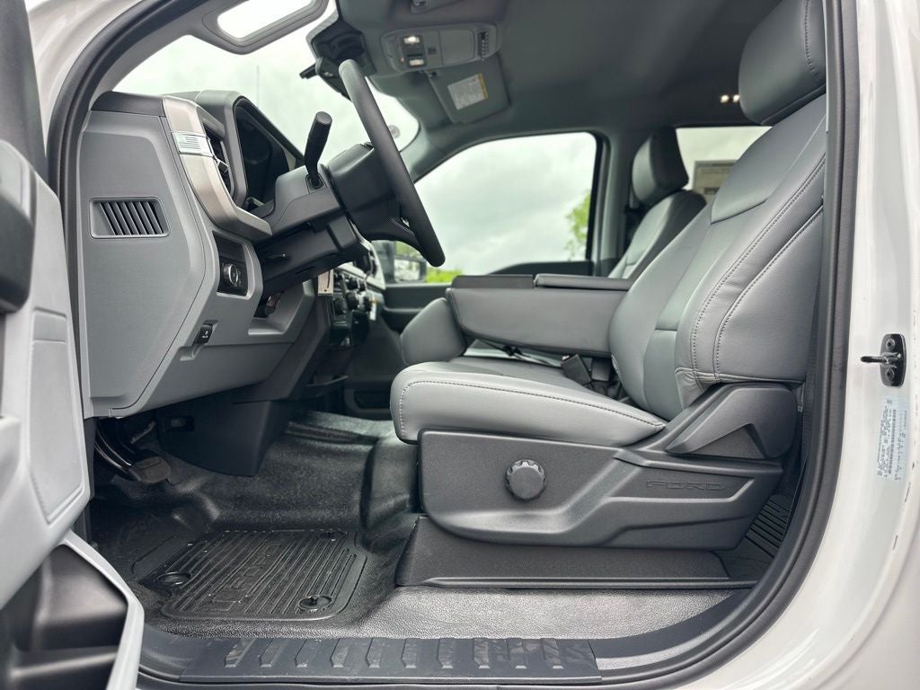 2026 Ford F-450SD XL DRW
