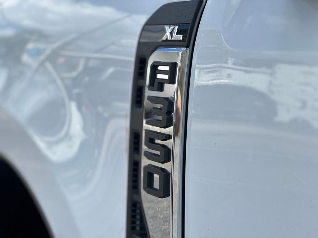 2026 Ford F-350SD XL DRW