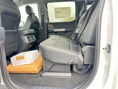 2026 Ford F-350SD Lariat DRW