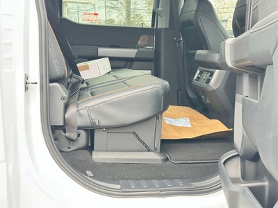 2026 Ford F-350SD Lariat DRW