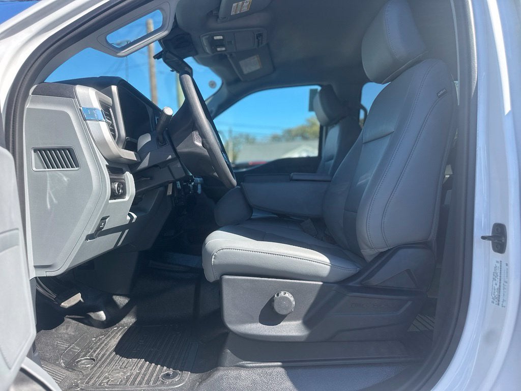 2027 Ford F-550SD XL DRW