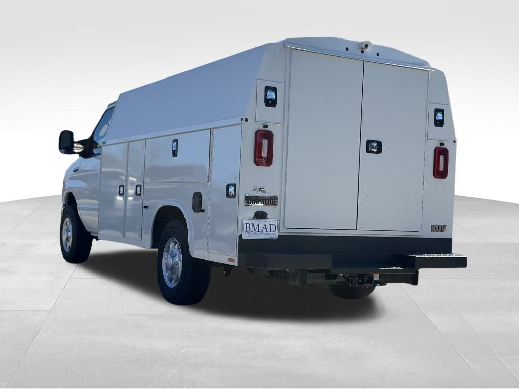 2026 Ford E-350SD Base Cutaway