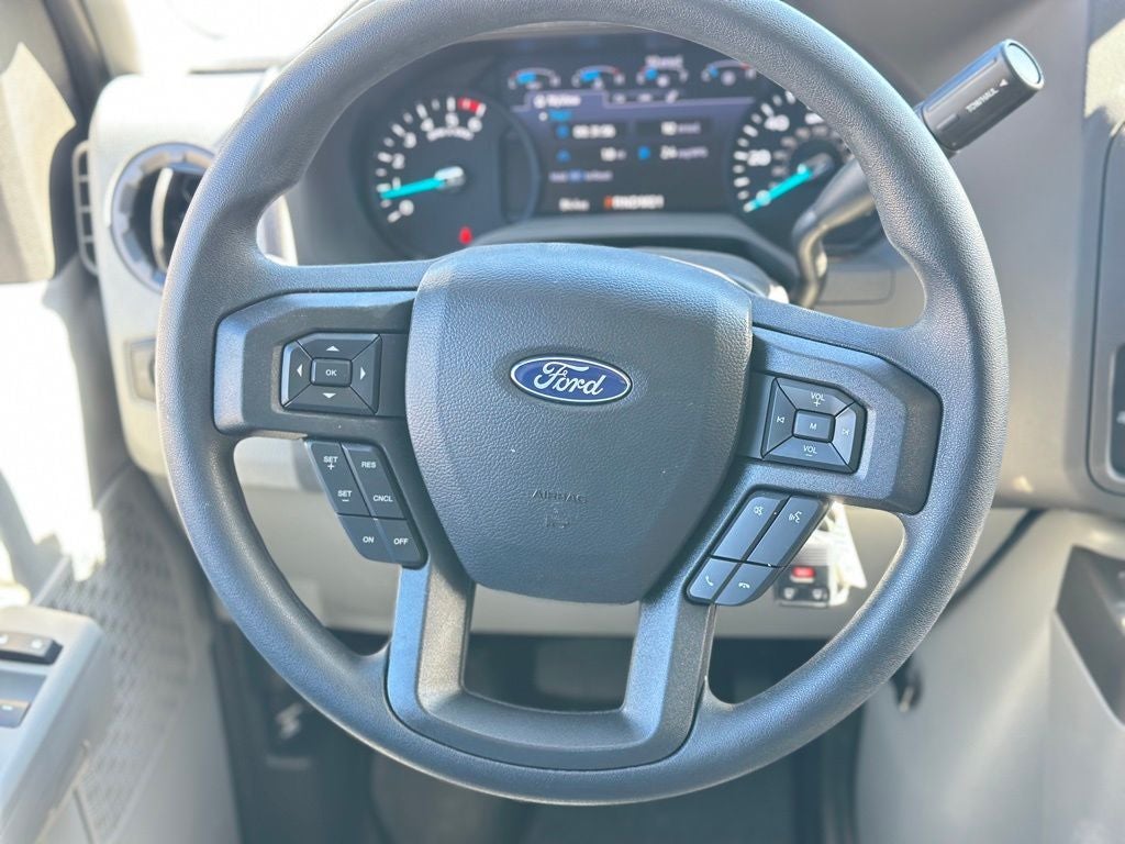 2026 Ford E-350SD Base Cutaway