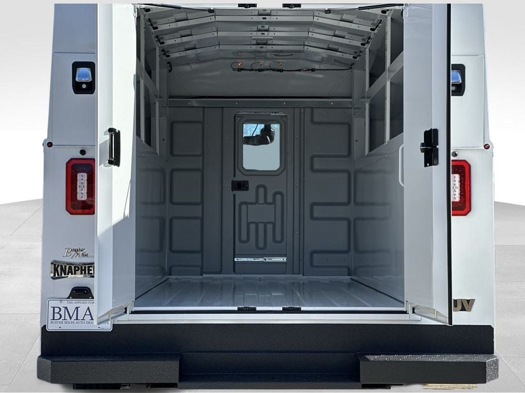 2026 Ford E-350SD Base Cutaway