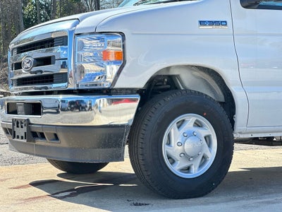 2026 Ford E-350SD Base Cutaway