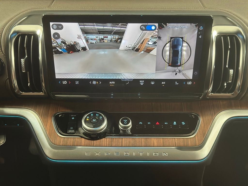2027 Ford Expedition King Ranch