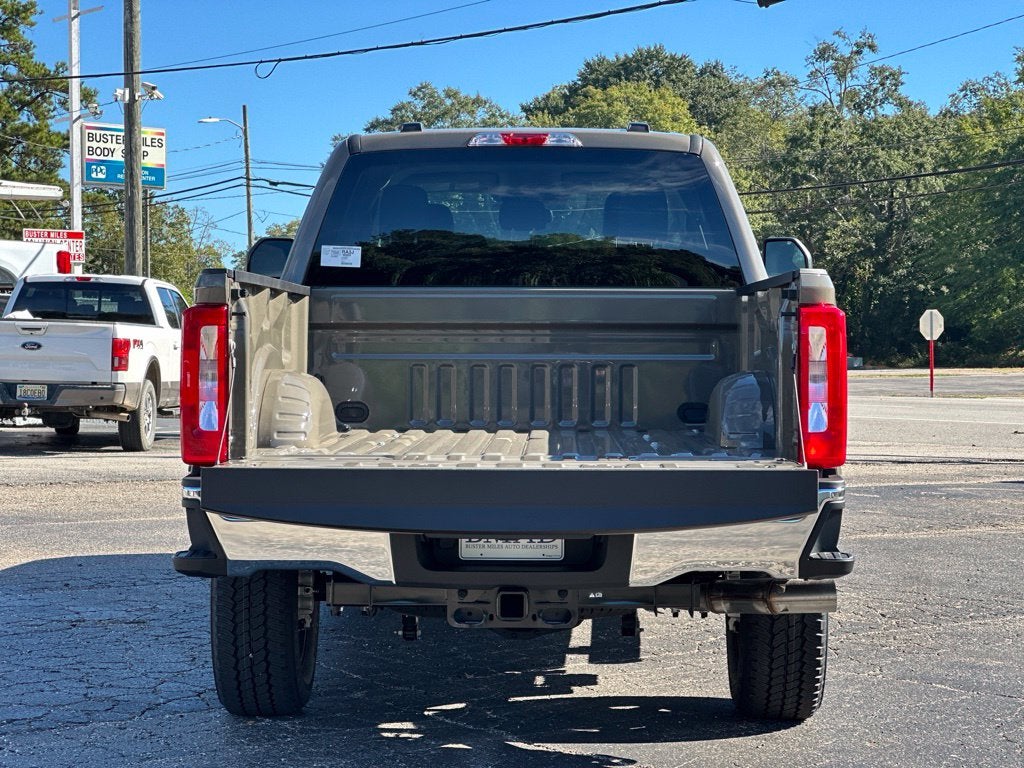 2027 Ford F-250SD XLT