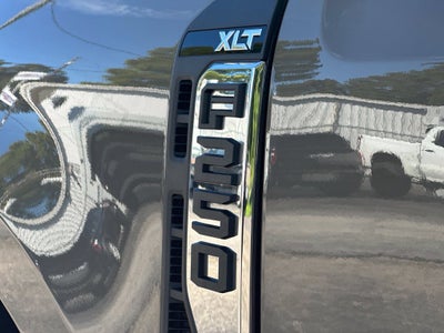 2027 Ford F-250SD XLT