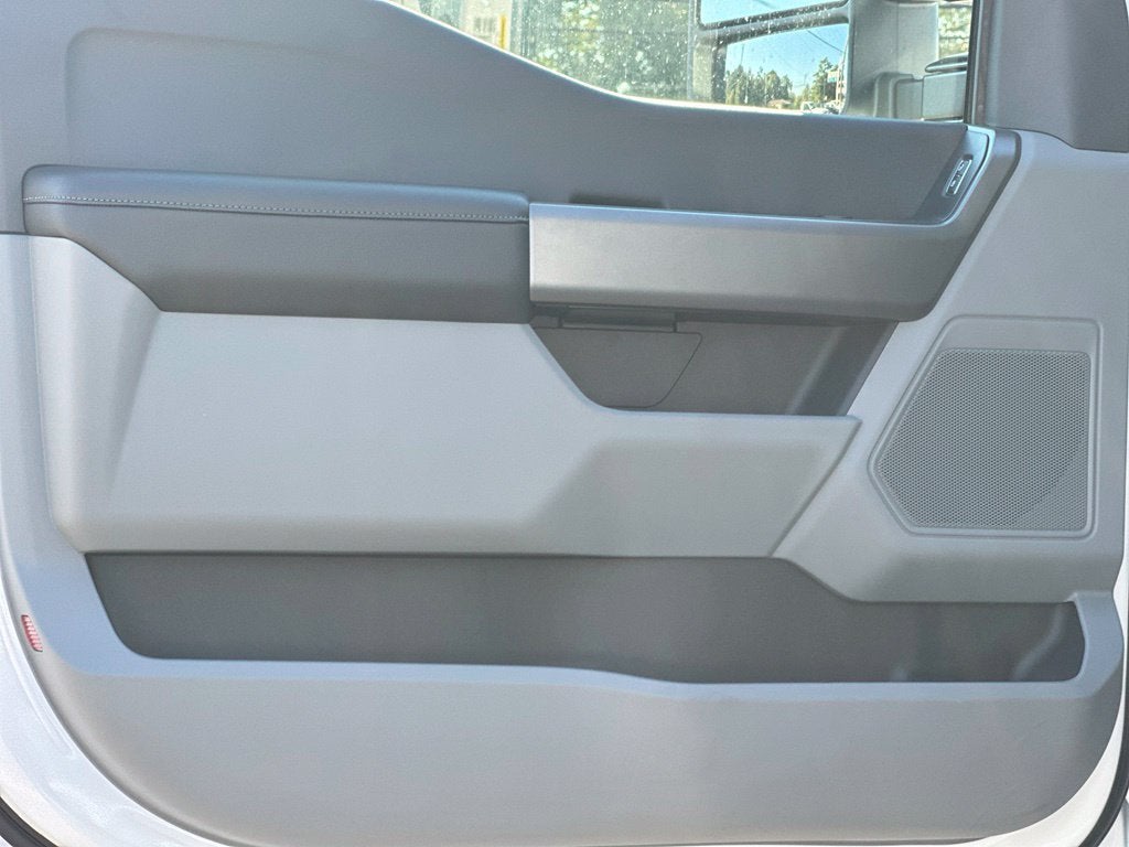 2027 Ford F-250SD XLT