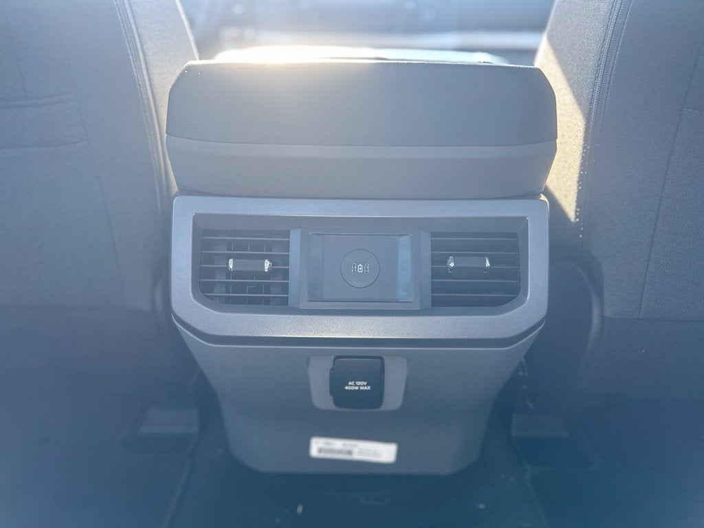 2027 Ford F-250SD XLT