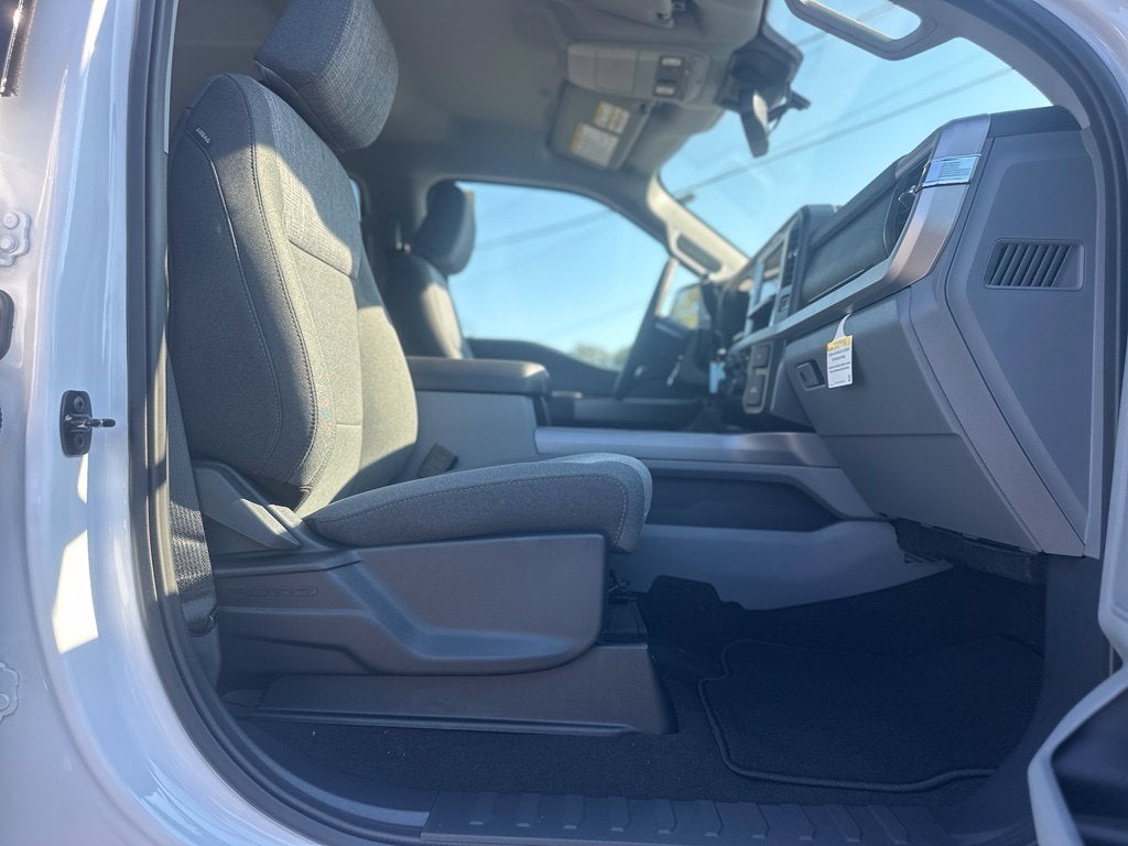 2027 Ford F-250SD XLT