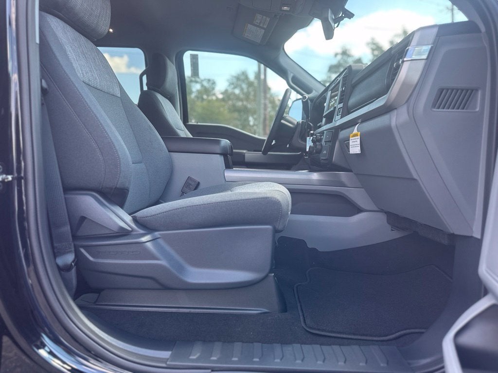 2027 Ford F-250SD XLT