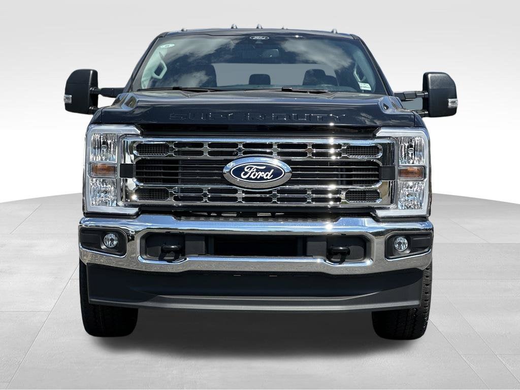 2027 Ford F-250SD XLT