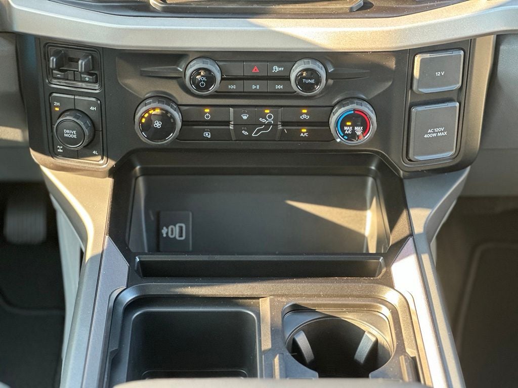 2027 Ford F-250SD XLT