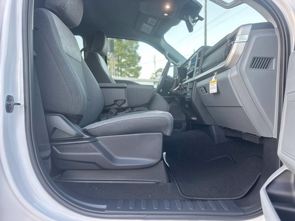 2027 Ford F-250SD XLT