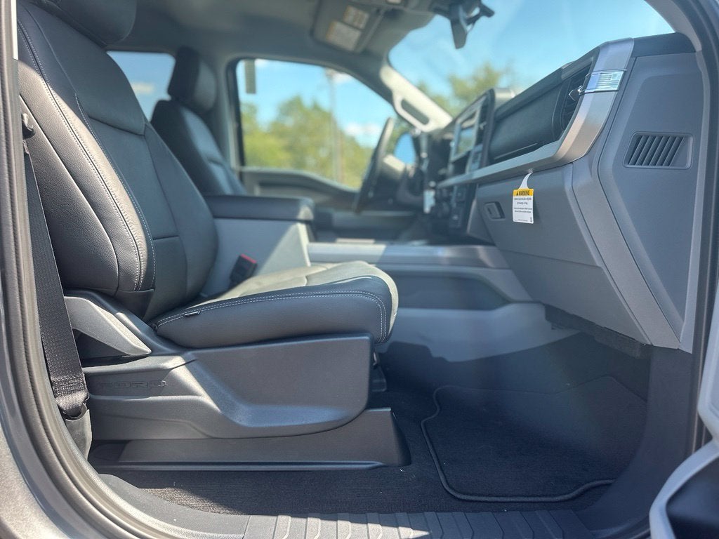 2027 Ford F-250SD XLT