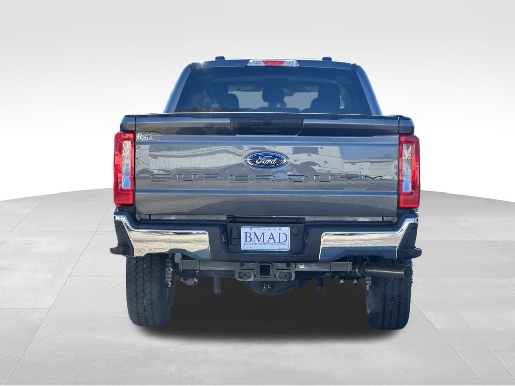 2026 Ford F-250SD XLT