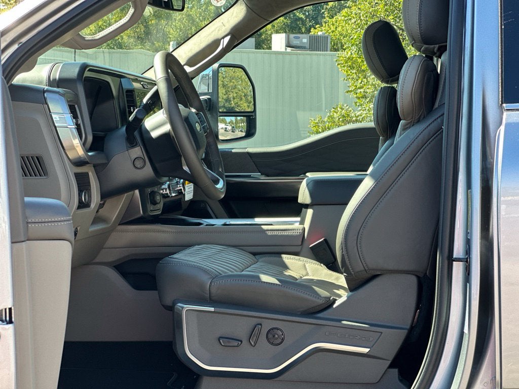 2027 Ford F-250SD Platinum