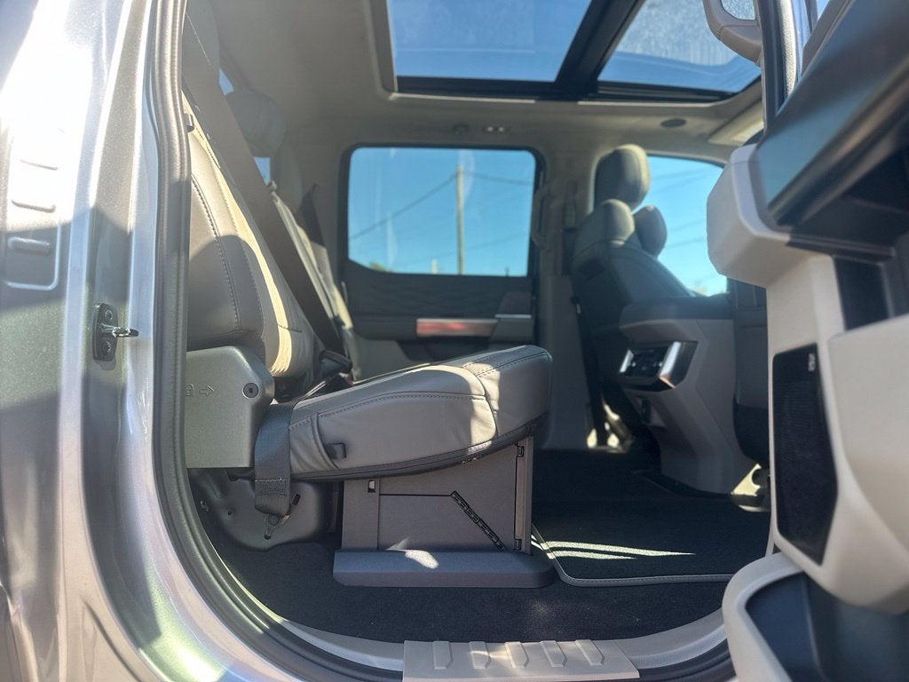 2027 Ford F-250SD Platinum