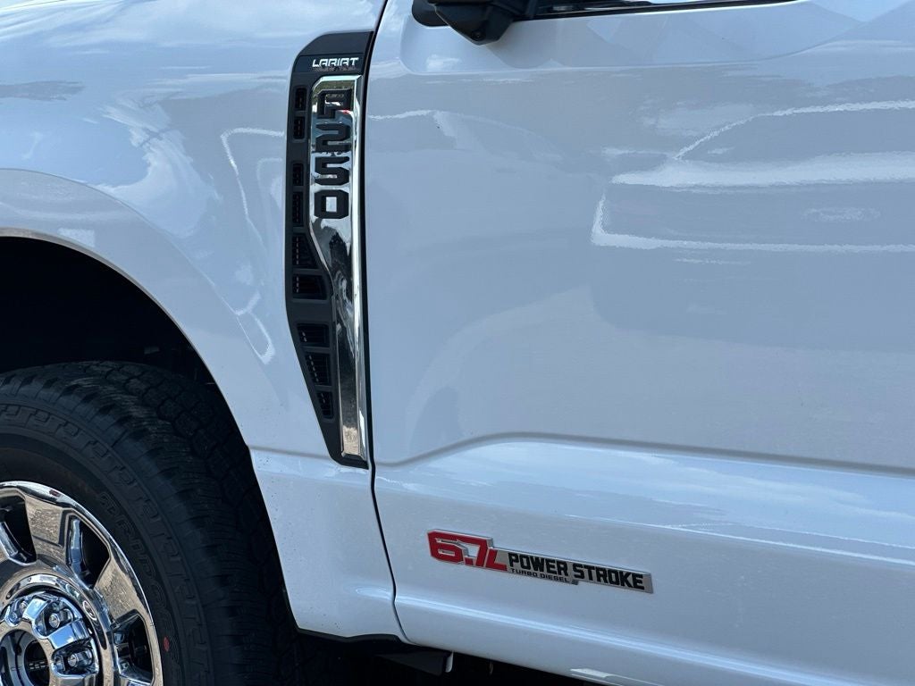 2027 Ford F-250SD Lariat