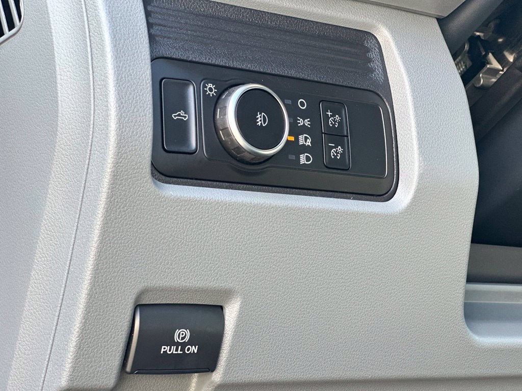 2027 Ford F-250SD XLT TREMOR