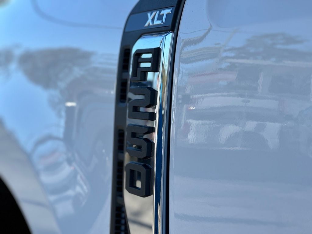 2026 Ford F-250SD XLT