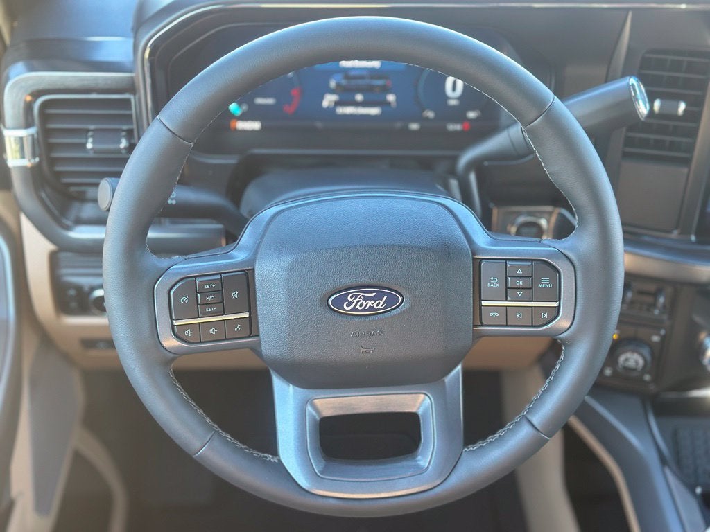 2027 Ford F-250SD F-250® Lariat®