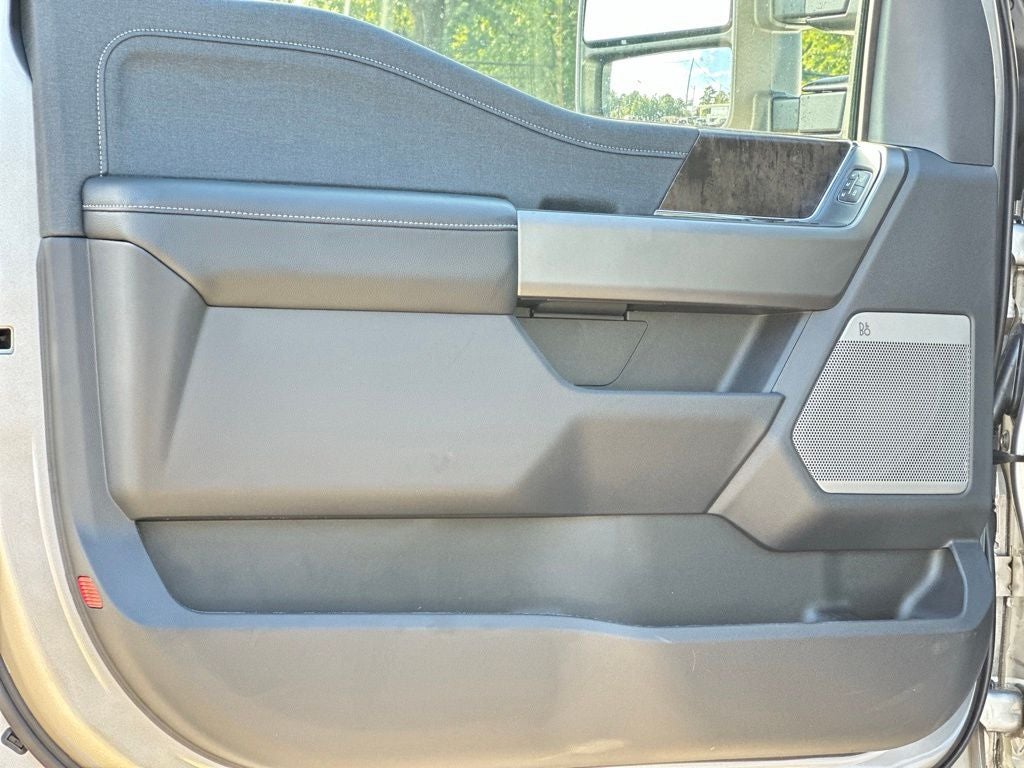 2027 Ford F-250SD Lariat