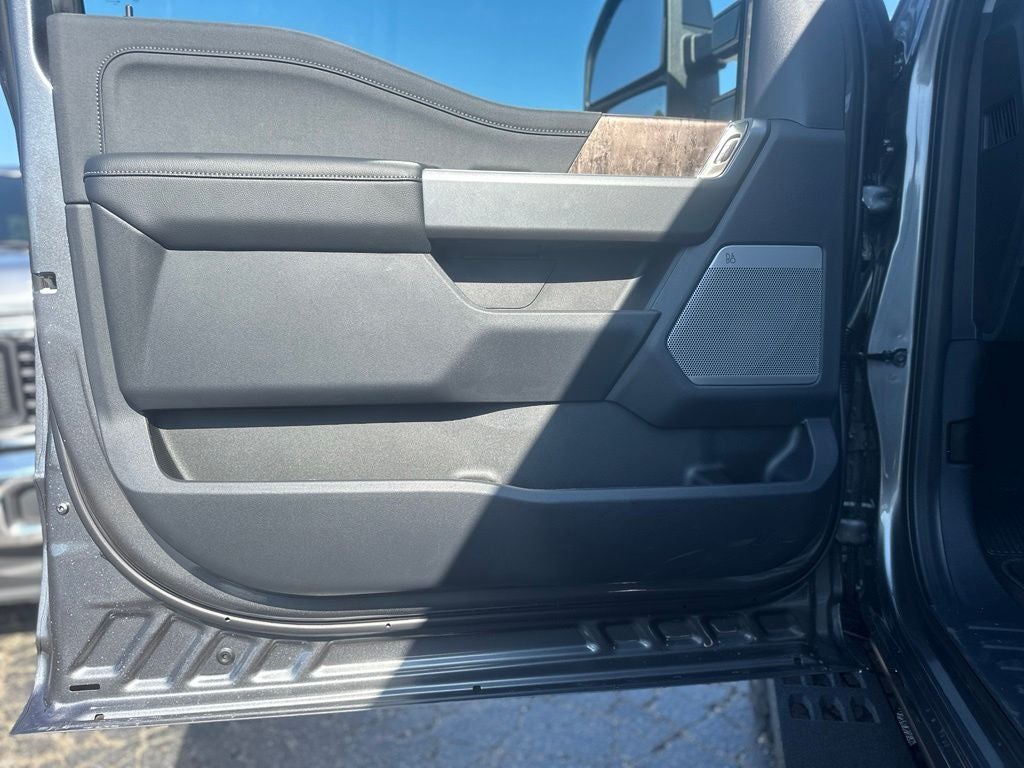 2027 Ford F-250SD Lariat TREMOR