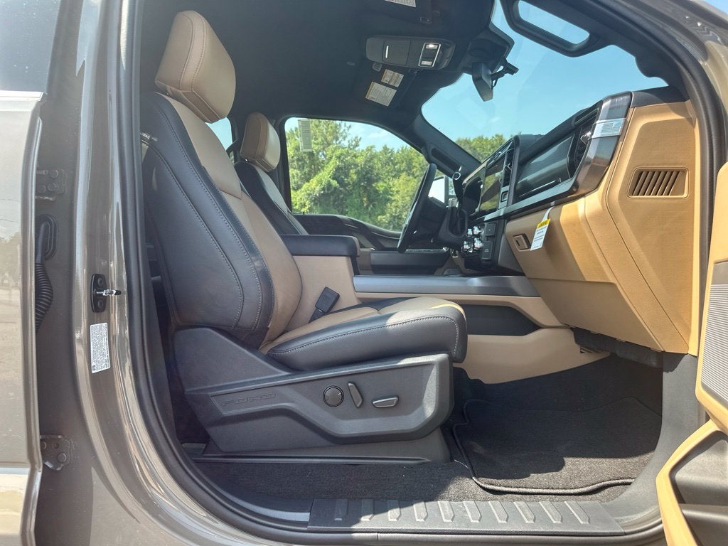 2027 Ford F-250SD Lariat
