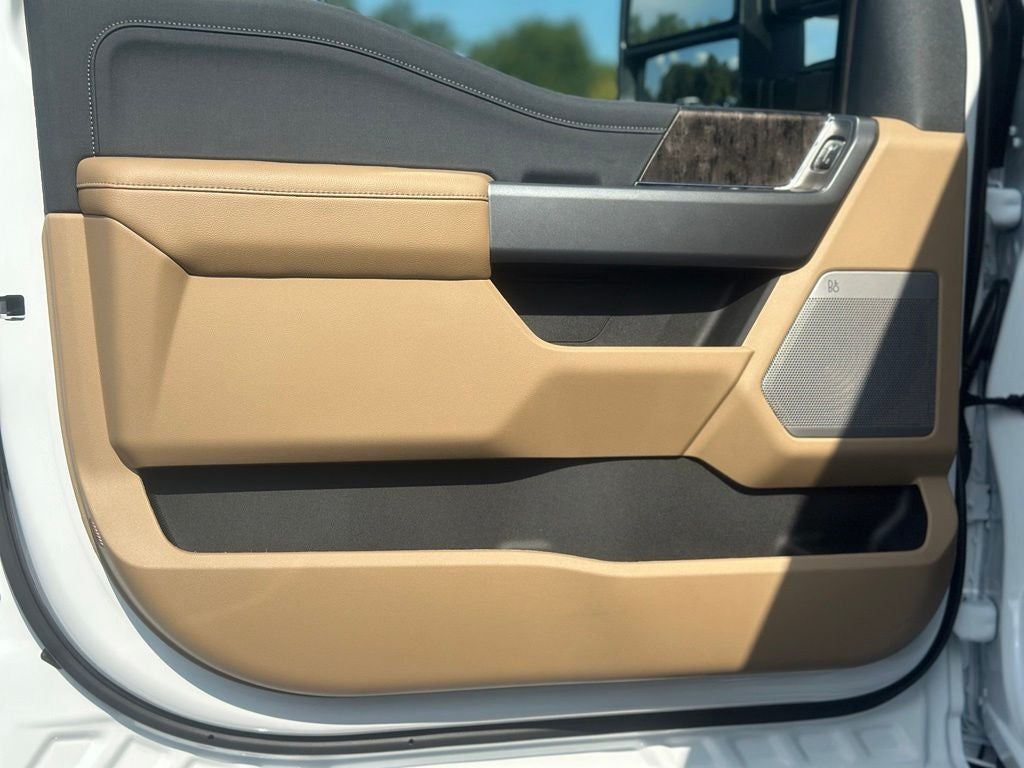 2027 Ford F-250SD Lariat