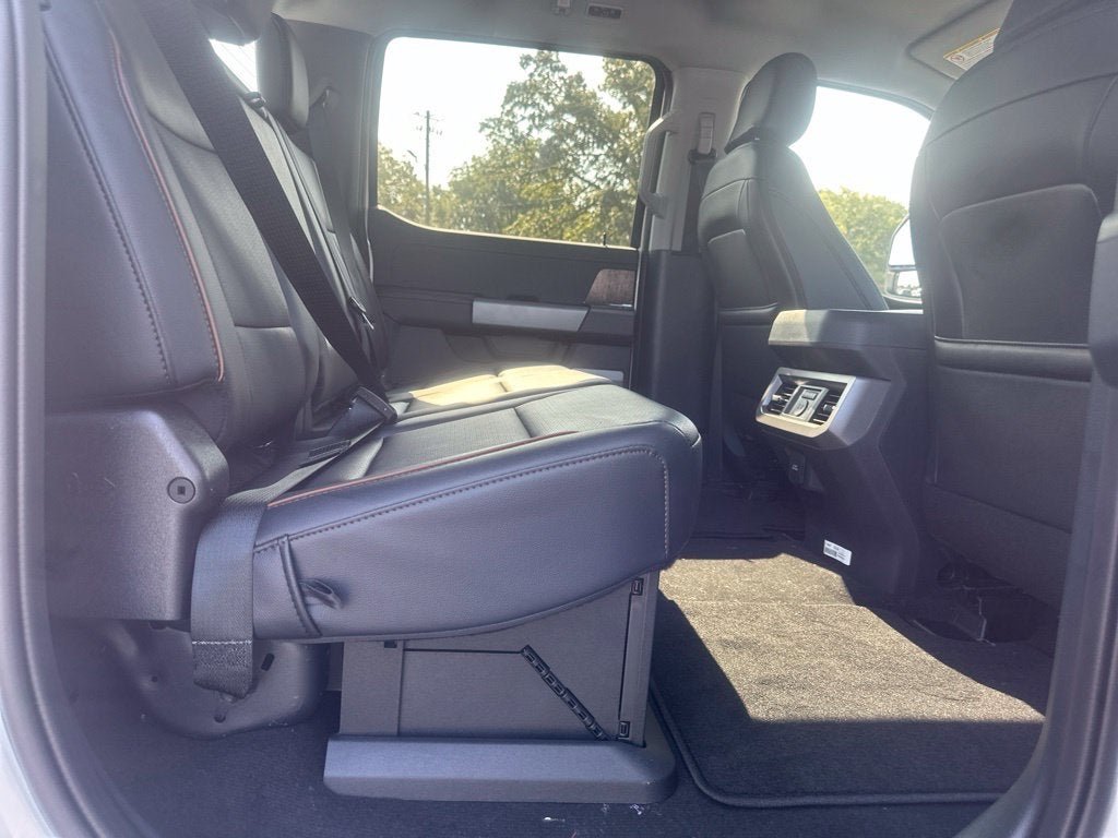 2027 Ford F-250SD Lariat