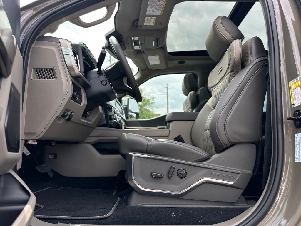 2026 Ford F-350SD Platinum