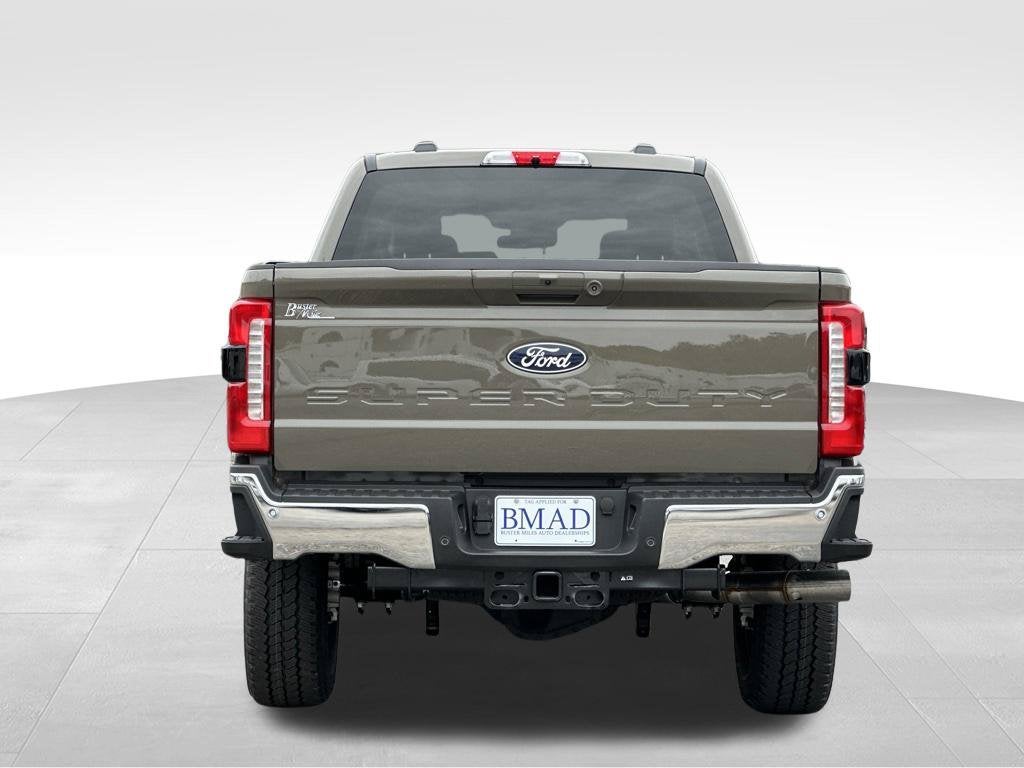 2027 Ford F-350SD Lariat