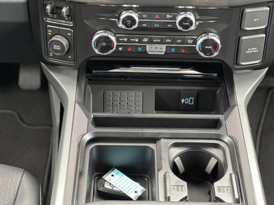 2027 Ford F-350SD Lariat