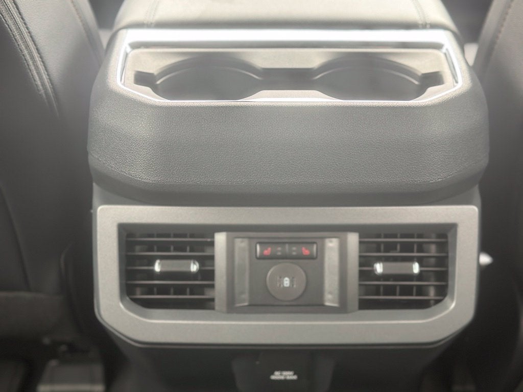 2027 Ford F-350SD Lariat