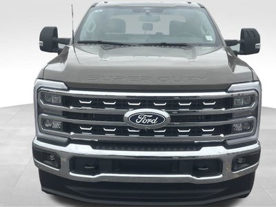 2027 Ford F-350SD Lariat