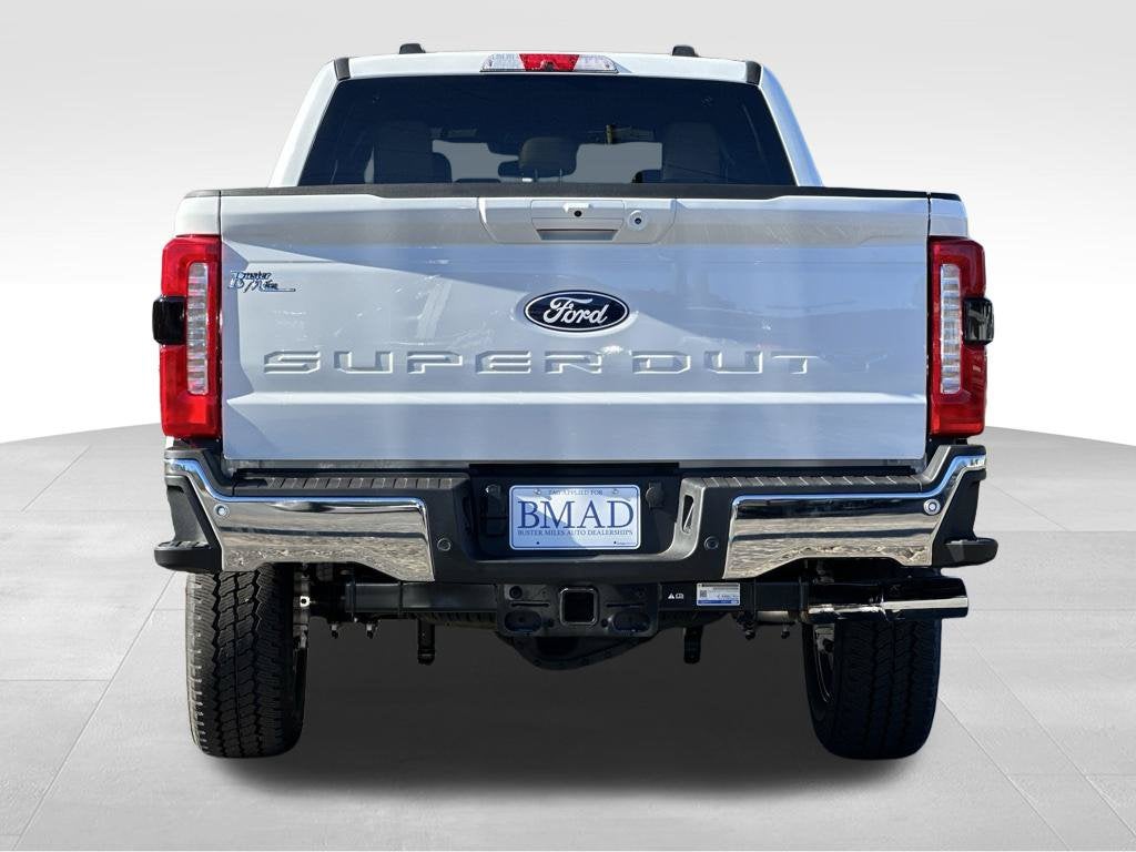 2027 Ford F-350SD Lariat