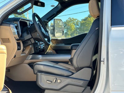 2027 Ford F-350SD Lariat