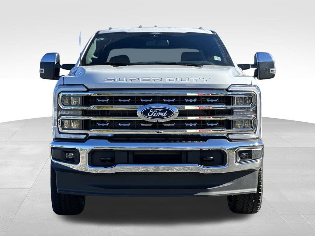 2027 Ford F-350SD Lariat