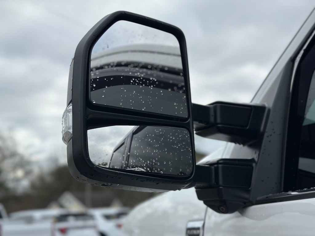 2022 Ford F-350SD Platinum