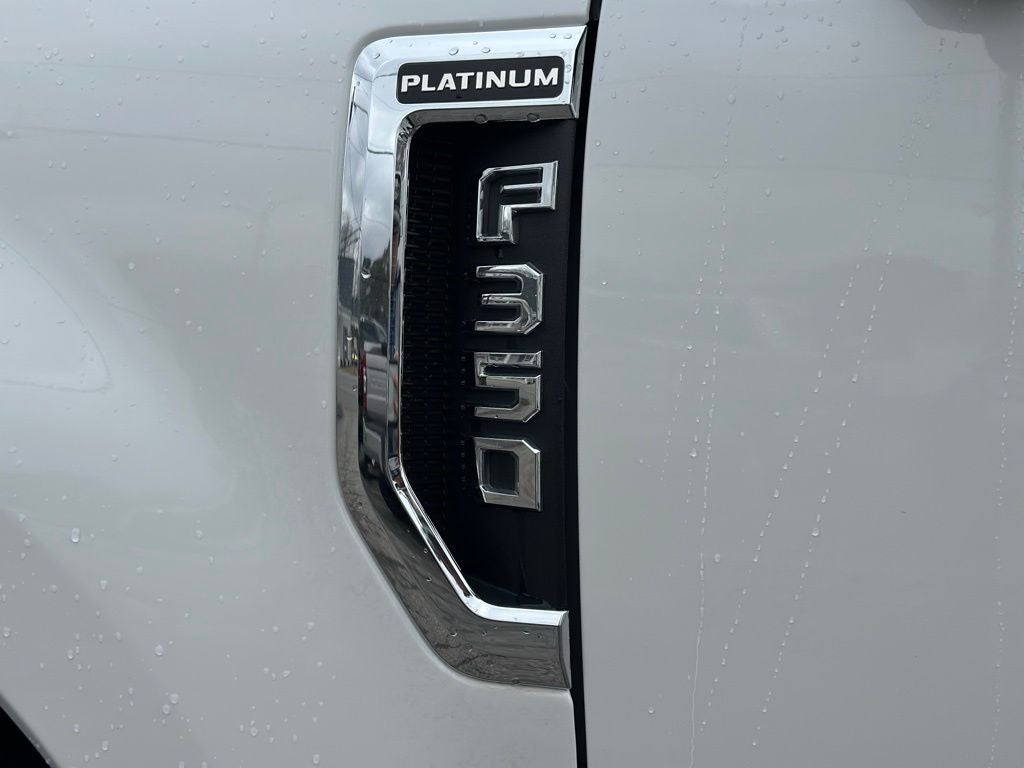 2022 Ford F-350SD Platinum