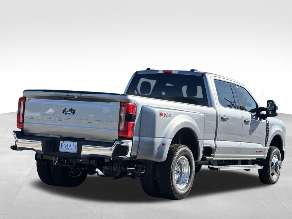 2027 Ford F-350SD Lariat DRW